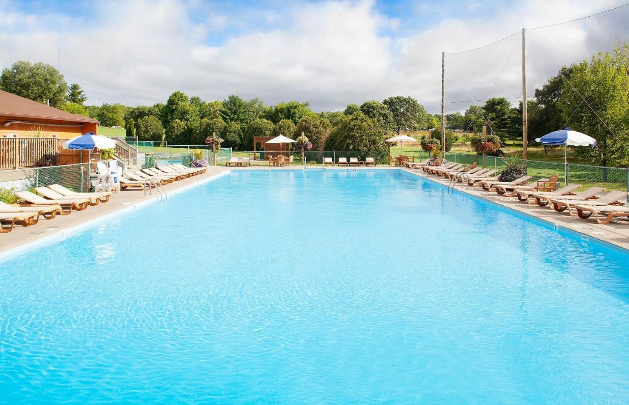 ויסקונסין דלס Bluegreen Vacations Christmas Mountain Village, An Ascend Resort מראה חיצוני תמונה