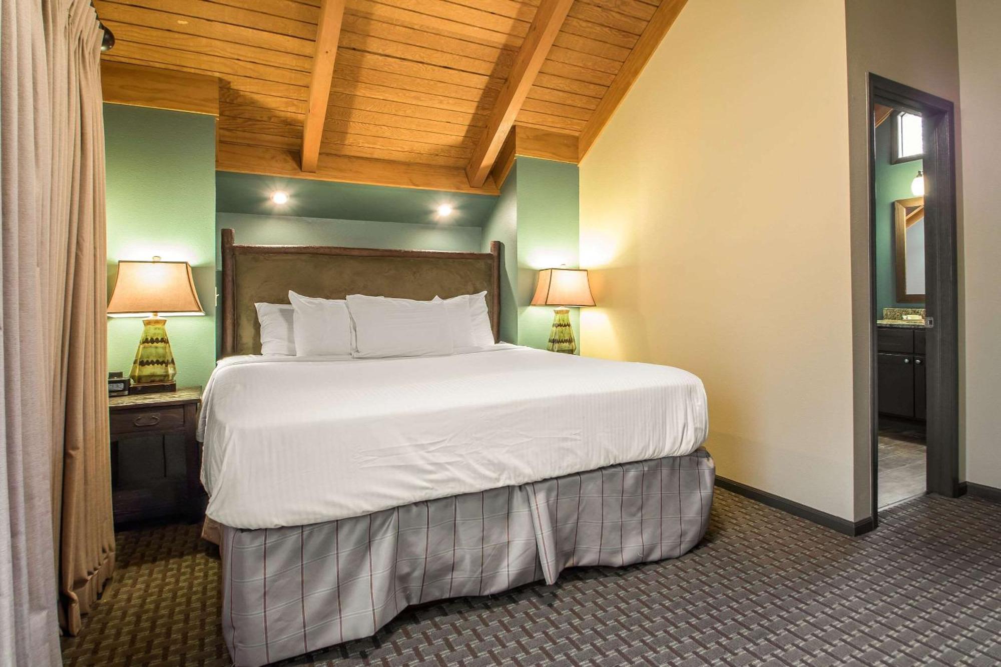 ויסקונסין דלס Bluegreen Vacations Christmas Mountain Village, An Ascend Resort מראה חיצוני תמונה