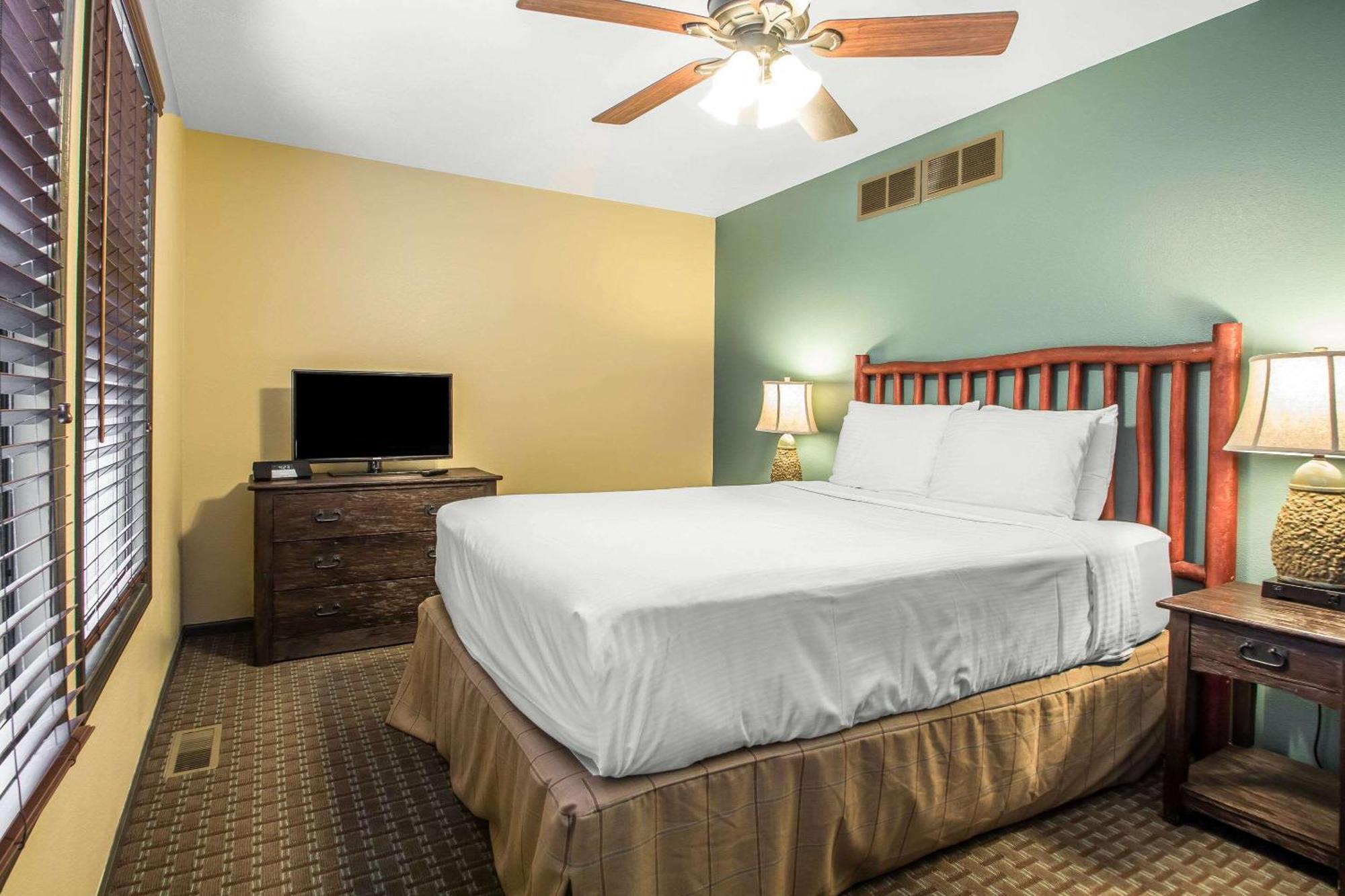 ויסקונסין דלס Bluegreen Vacations Christmas Mountain Village, An Ascend Resort מראה חיצוני תמונה
